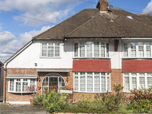 House for sale in Cockfosters, Greater London