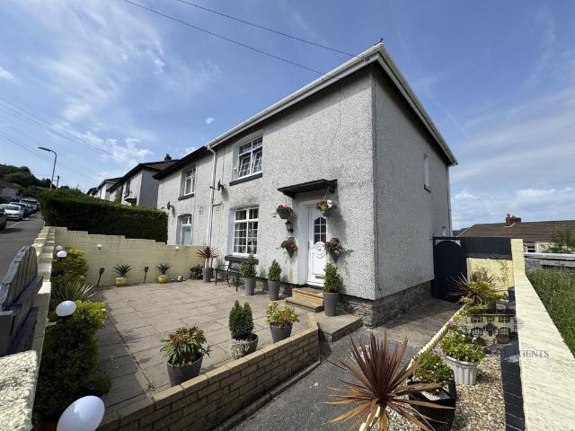 House for sale in Penygraig