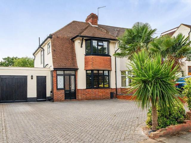 House for sale in Hayes, Greater London