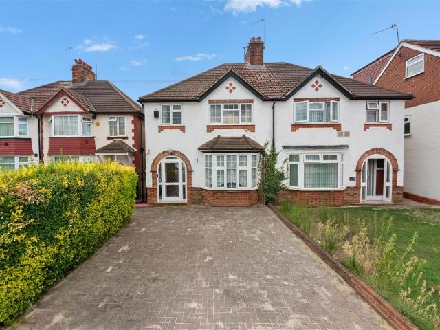House for sale in London Borough of Hounslow, Heston