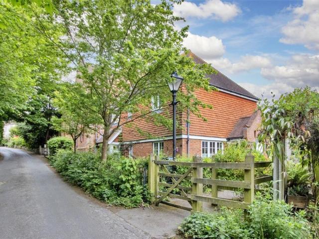 House for sale in Claypits, Ash