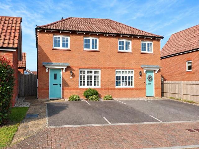 House for sale in Roundswell, North Devon