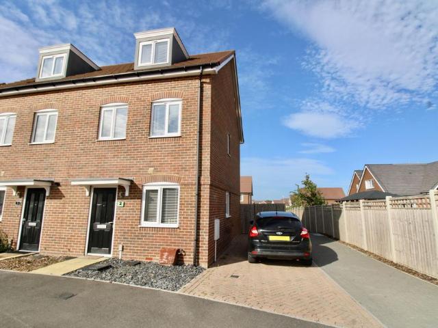 House for sale in Westwood, Acol