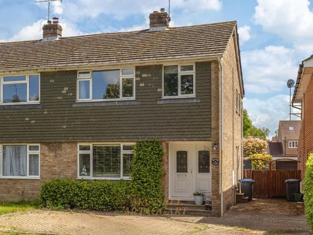 House for sale in Perryfields, West Sussex