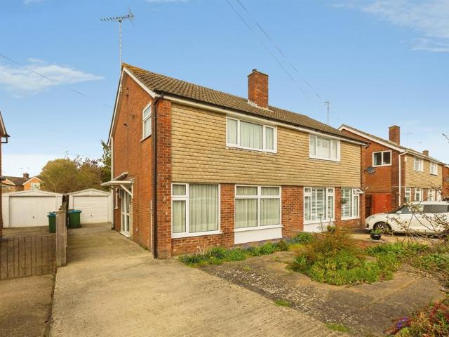 House for sale in Bedgrove, Aylesbury