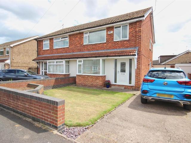 House for sale in Sproatley