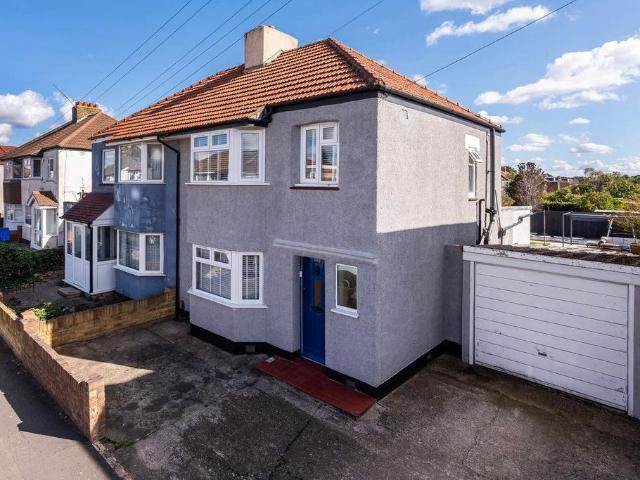 House for sale in Crook Log, Greater London