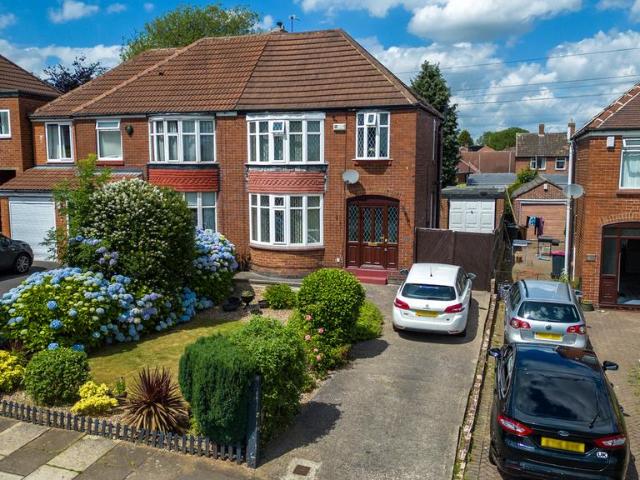 House for sale in Herringthorpe, South Yorkshire