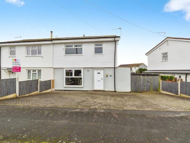 House for sale in Barton In Fabis, East Midlands