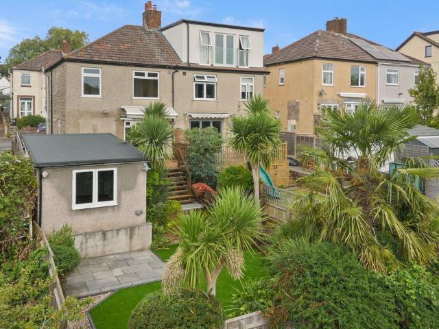 House for sale in Feckenham, City Of Bristol