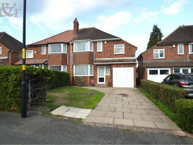 House for sale in Walmley, Birmingham
