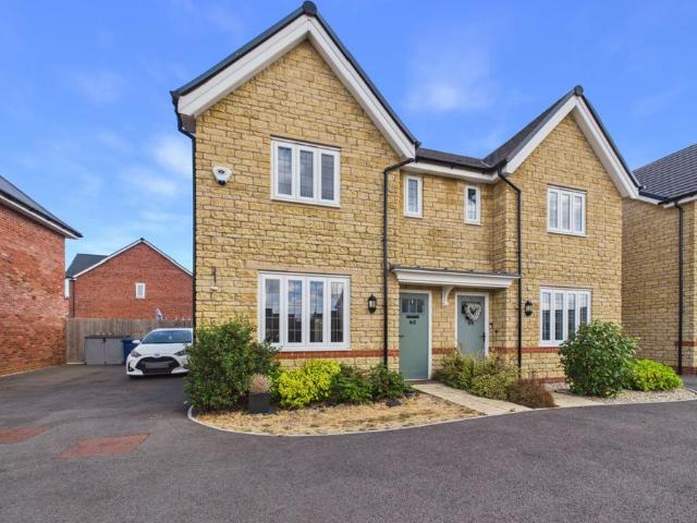 House for sale in Pamington, Gloucestershire