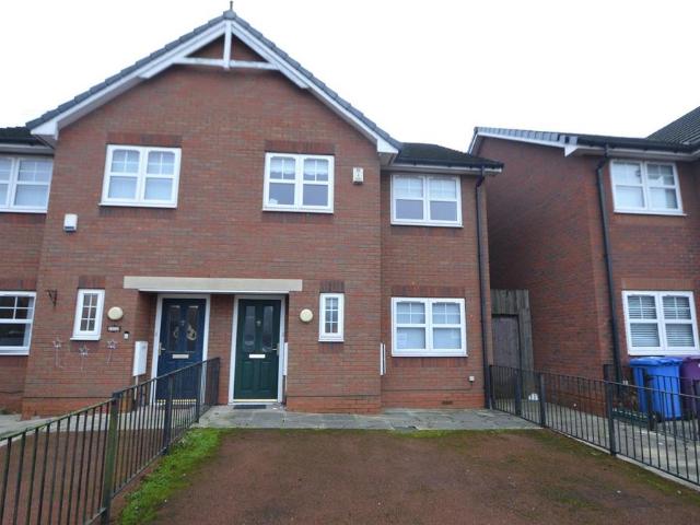House for sale in Calderstones
