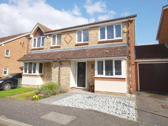 House for sale in Queens Park, Billericay