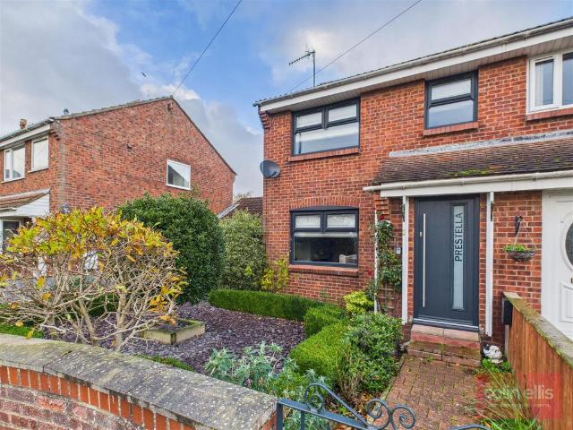 House for sale in The Pastures, Filey