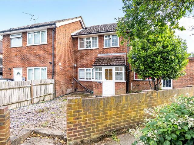 House for sale in Chessington, Greater London