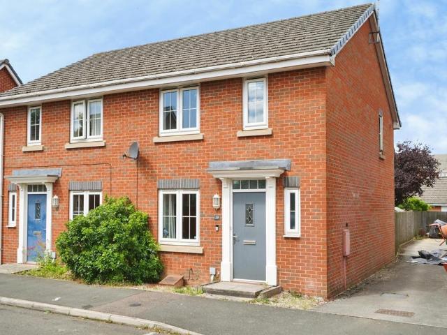 House for sale in Coalville, Leicestershire