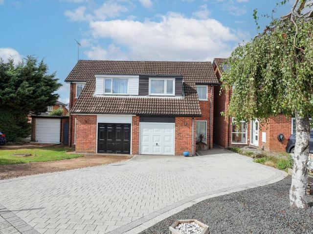 House for sale in Perryfields, West Sussex