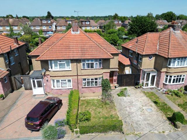 House for sale in Batchworth, Hertfordshire