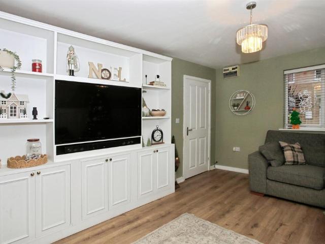 House for sale in Cardea, Peterborough