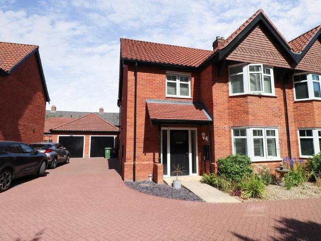House for sale in Comers, Norfolk
