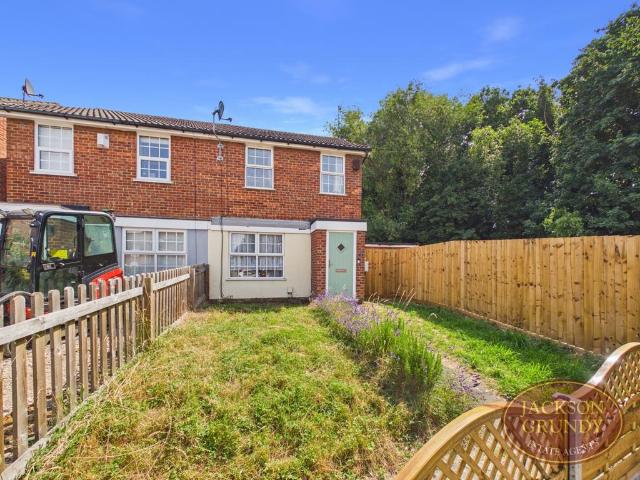 House for sale in Great Billing, Little Billing