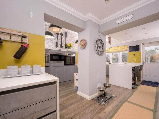 House for sale in Ise Lodge, Kettering