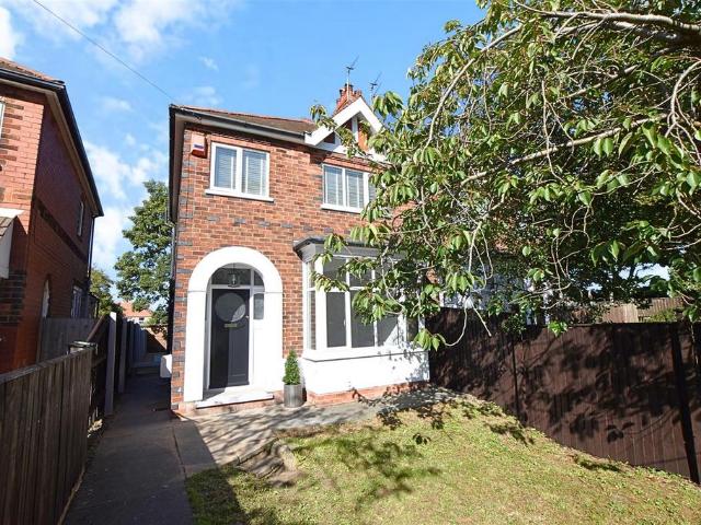 House for sale in Nunsthorpe, Bradley