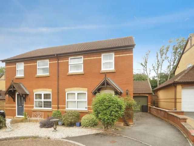 House for sale in Wilton, Rumwell