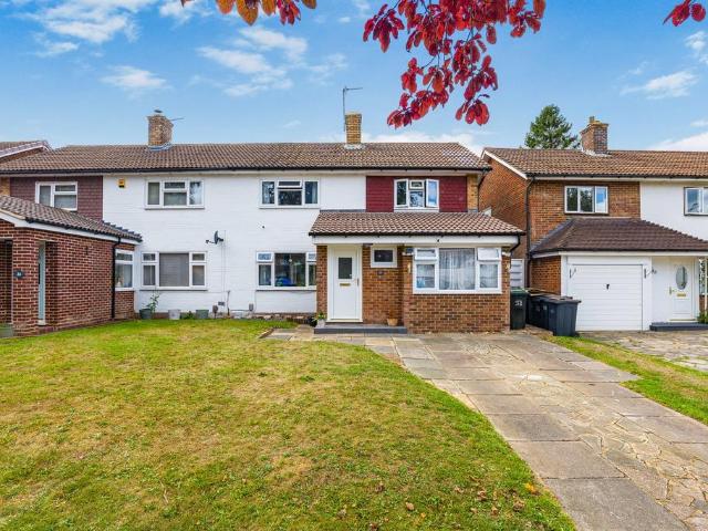 House for sale in Selsdon, Greater London