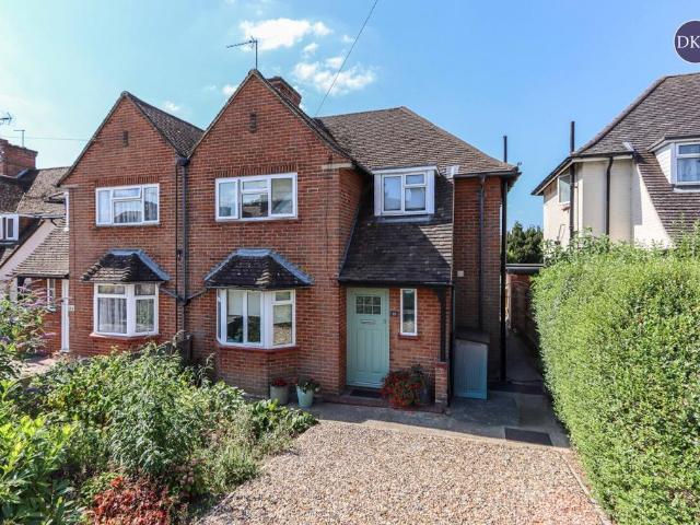 House for sale in Moneyhill, Batchworth