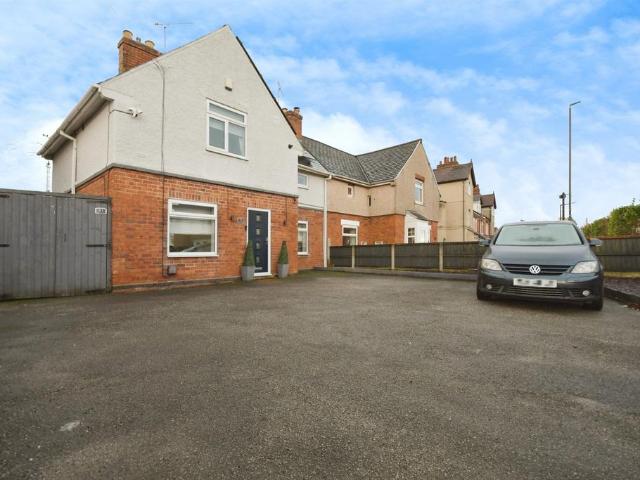 House for sale in Kedleston, East Midlands