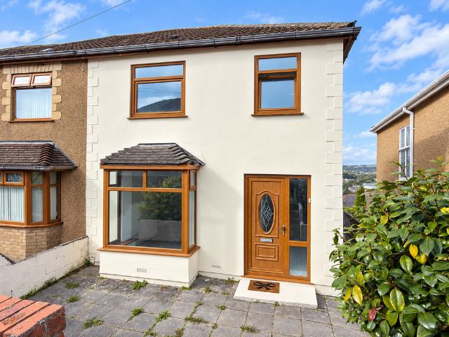 House for sale in Foxhole, Swansea