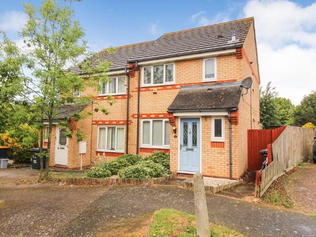 House for sale in Harrowden, Bedford