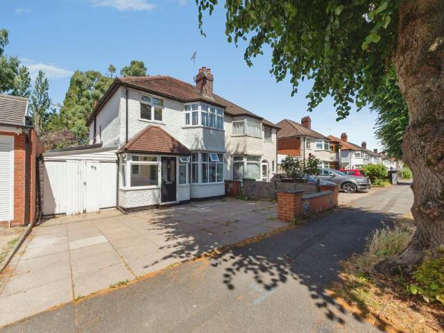 House for sale in Shirley, West Midlands