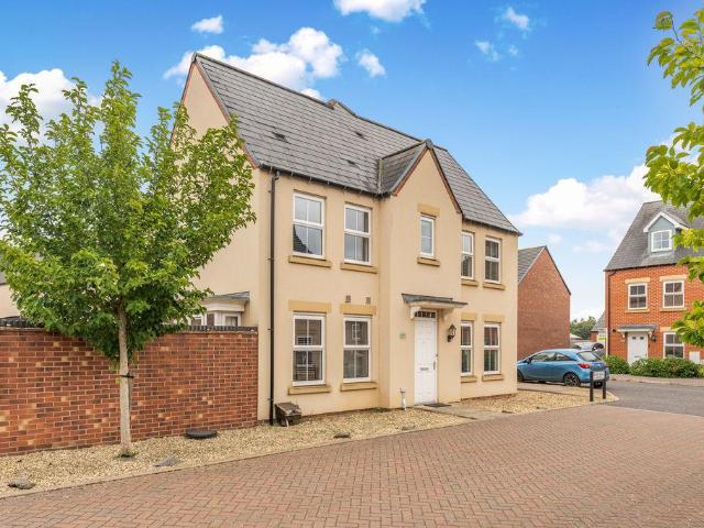 House for sale in Evershot, Oxfordshire