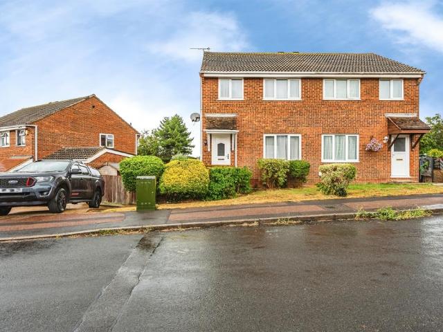 House for sale in Friday Street, Eastbourne