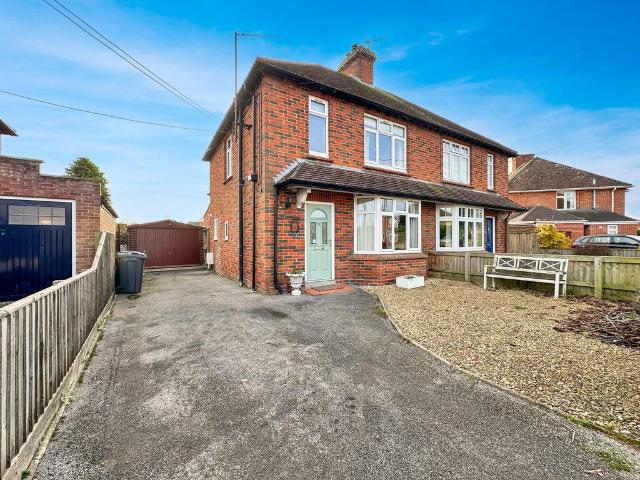 House for sale in Devizes, Wiltshire