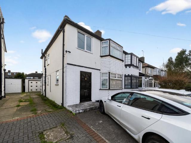 House for sale in Clayhall, Greater London