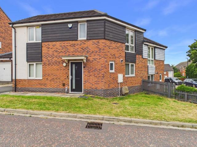 House for sale in Blakelaw, Tyne And Wear