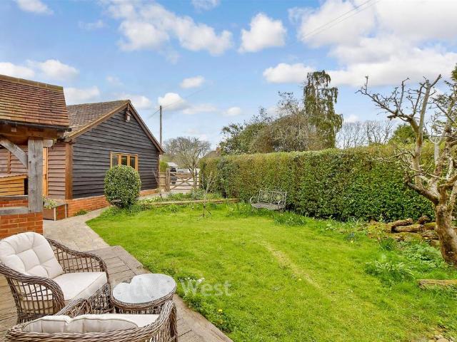 House for sale in Fole, Surrey