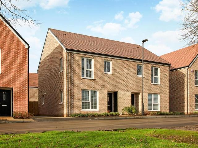 House for sale in Chichester, Littlecote