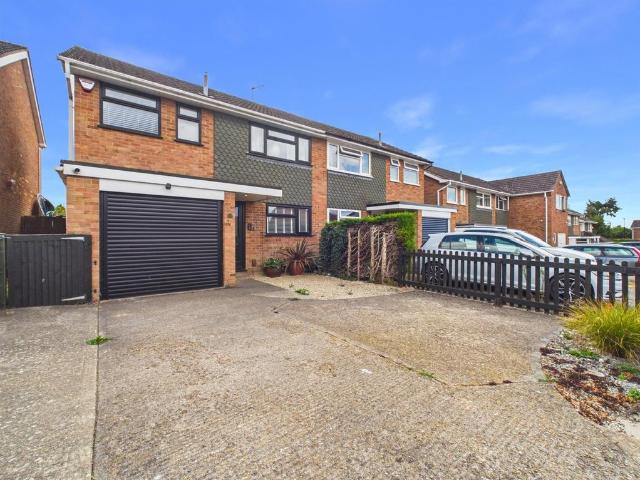 House for sale in Emmington, Berrick Salome