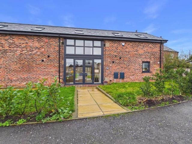 House for sale in Roby Mill, Lancashire