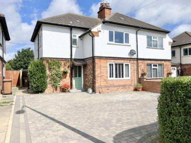 House for sale in Cleethorpes, North East Lincolnshire