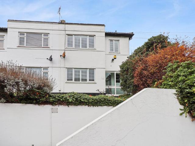 House for sale in London Borough of Bexley, Greater London