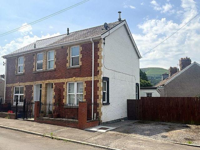 House for sale in Abergavenny