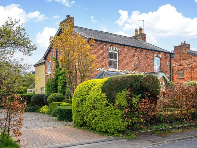 House for sale in Roby Mill, Isle Of Man