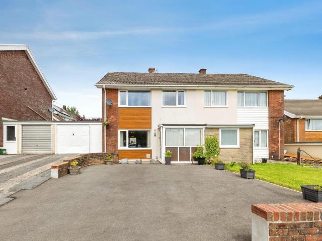 House for sale in Carmarthen, Wales