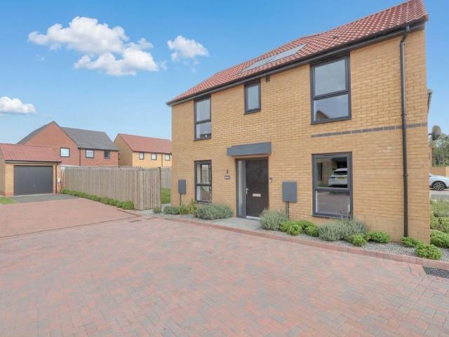 House for sale in Kirkleatham Green, Redcar